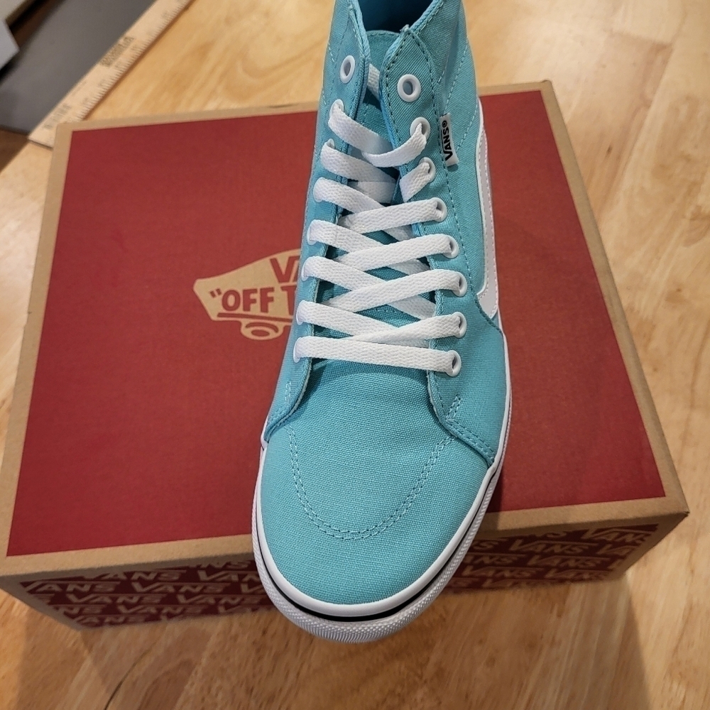 New In Box! Turquoise Vans Filmore Hi Tapered Platform ST high-top shoes - Picture 8 of 8
